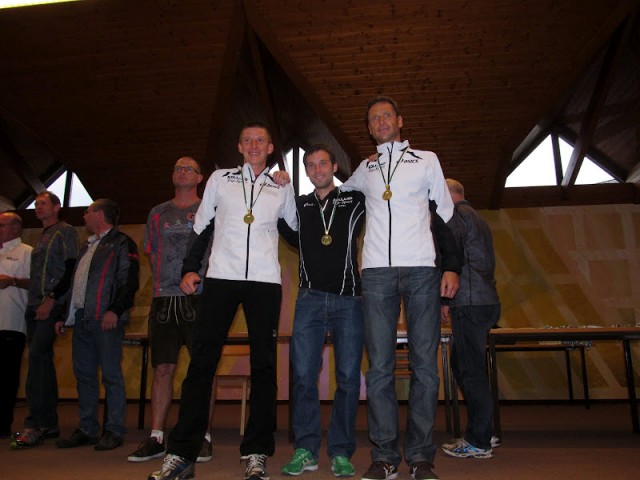 Mannschaftsieger und Einzelsieger Michi Kabicher, mit Mannschaftskollegen Hubert Pfeifenberger und Martin Krempl
